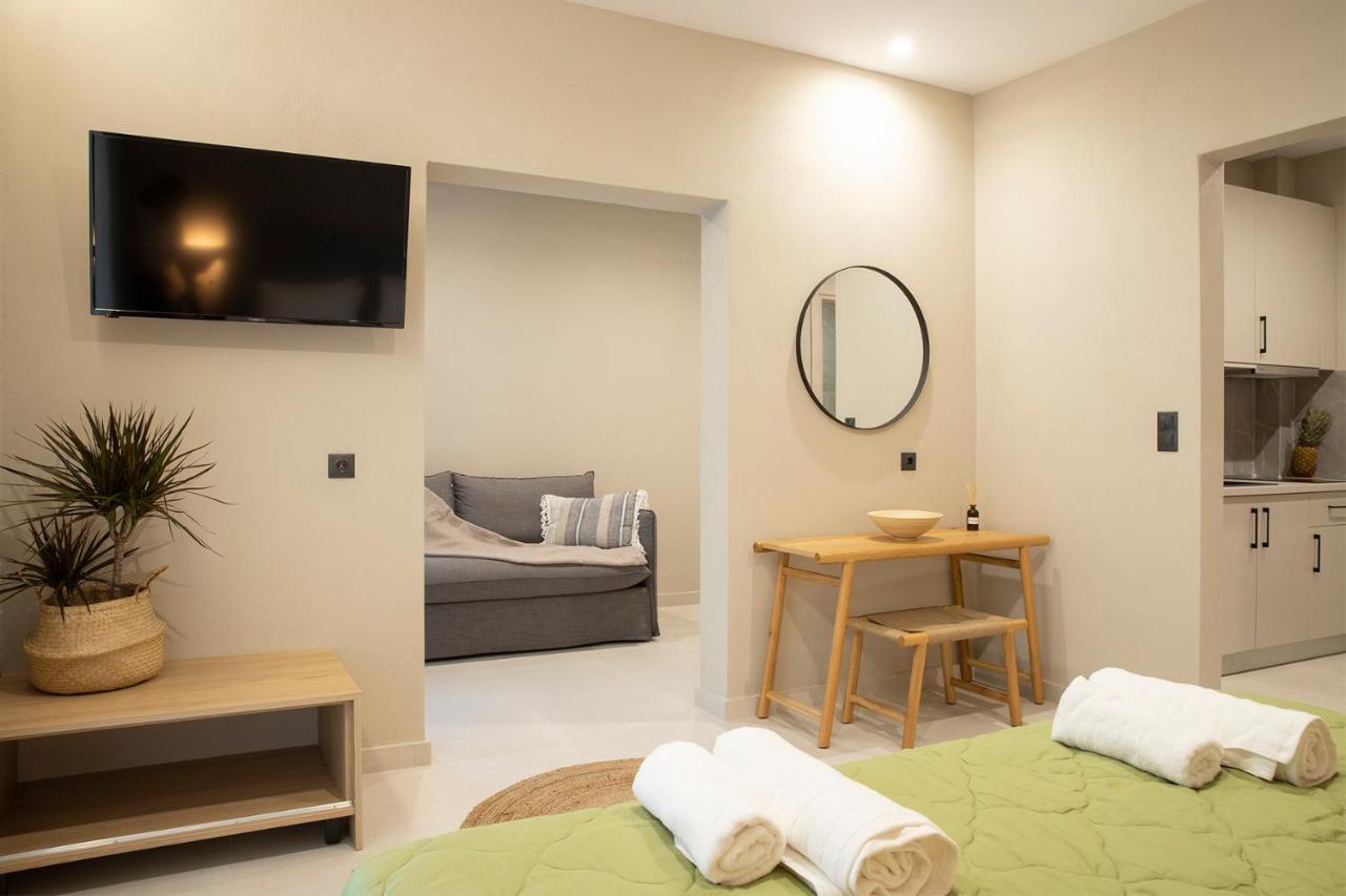 Olympus Suites Paralia Panteleimonos Eksteriør billede