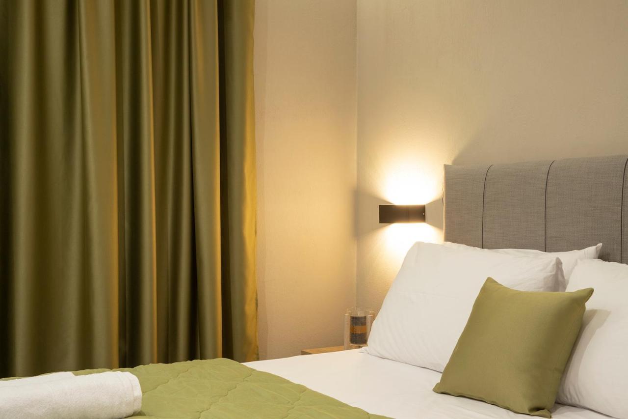 Olympus Suites Paralia Panteleimonos Eksteriør billede